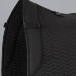 sovereign-dressage-saddle-pad-black3_768x